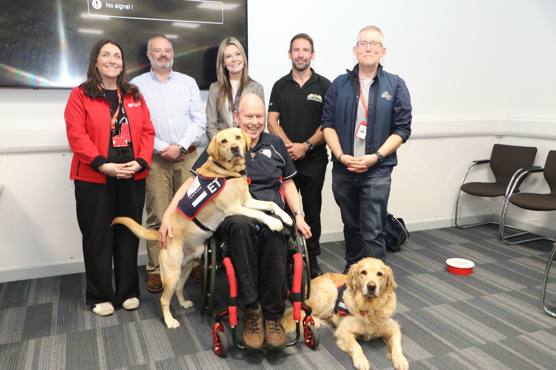 AirTanker supoprters with Hounds for Heroes Assistance Dogs and Founder, Allen